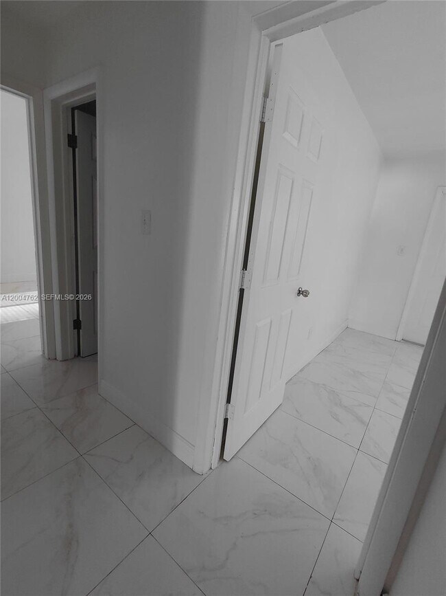 Building Photo - 5641 NW 15th St