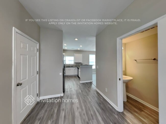 Building Photo - 1808 Laurel Green Way