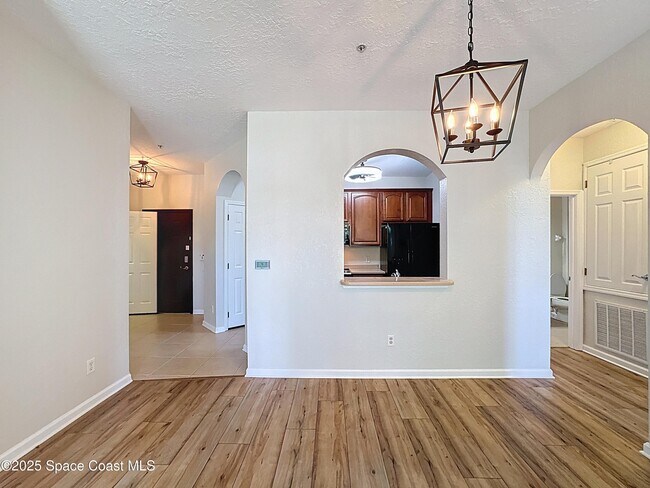 Building Photo - 3848 Lexmark Ln