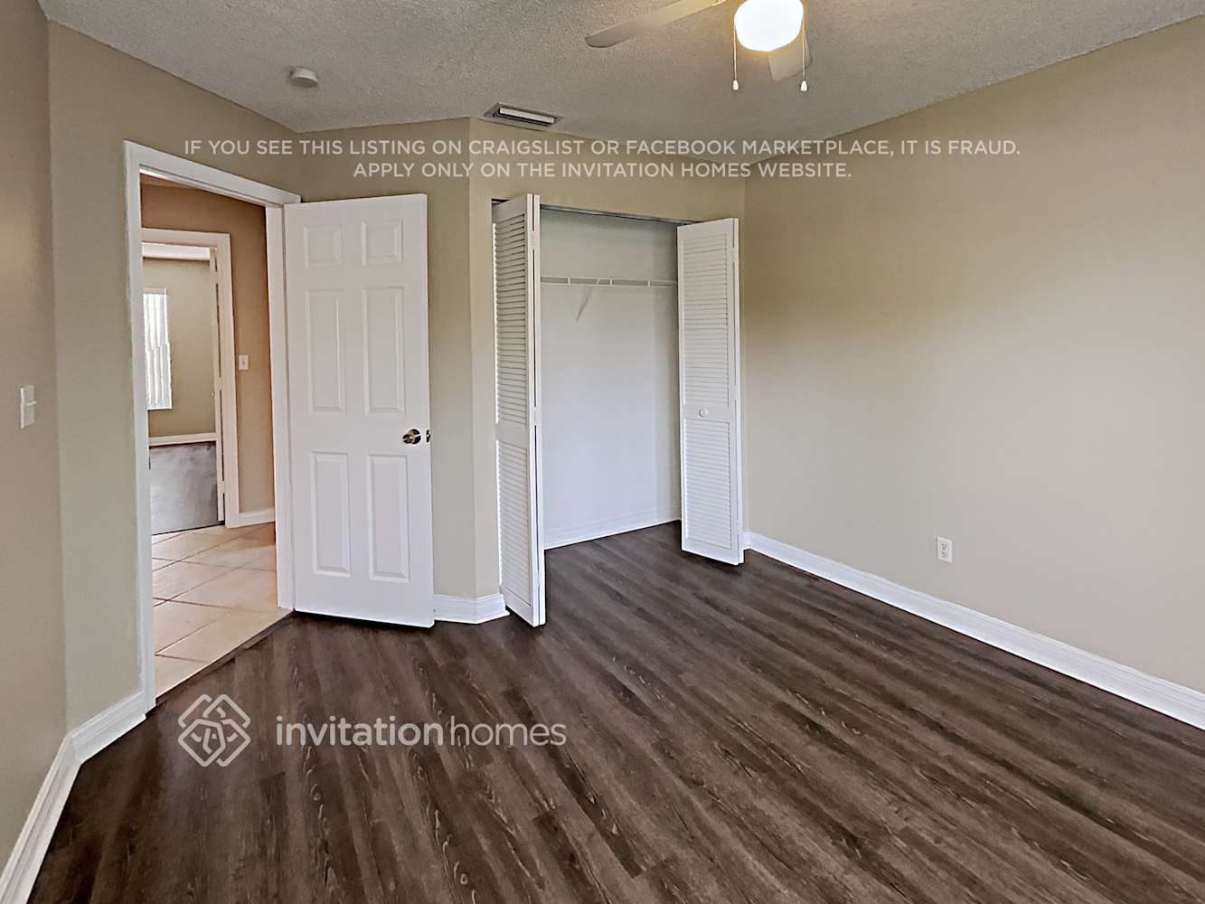 Building Photo - 5521 SW 58th Ct