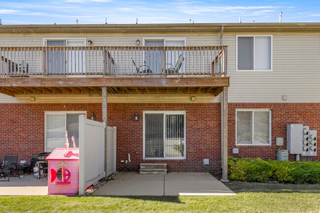Building Photo - 13033 Turnberry