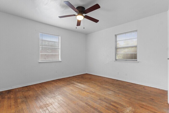 Building Photo - 8923 Jennie Lee Ln