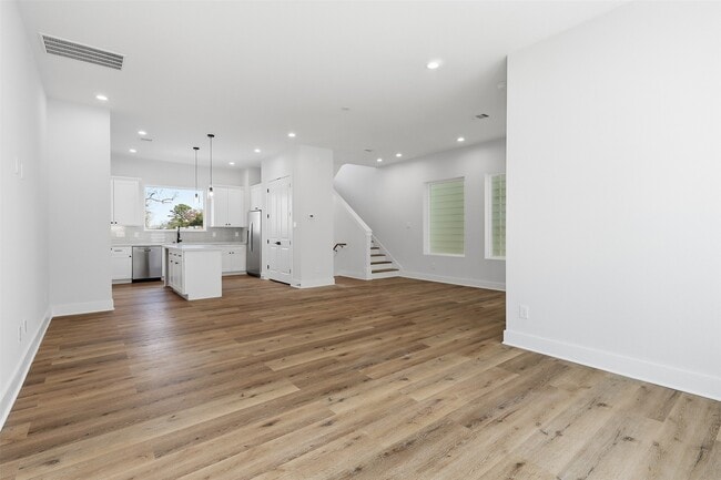 Building Photo - 9403 F Hammerly Blvd