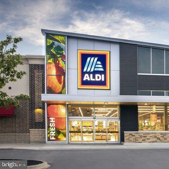 Building Photo - 11 Gardenside Pl