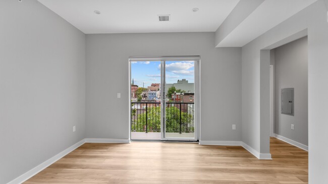 Building Photo - 475 Communipaw Ave
