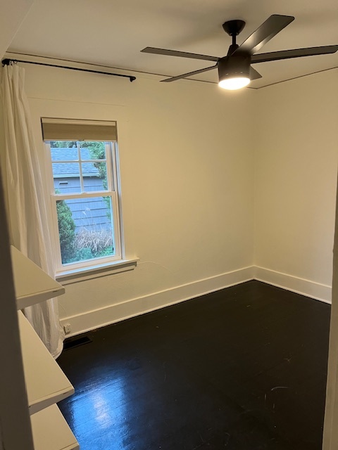 bedroom 2 - 810 E Magnolia Ave