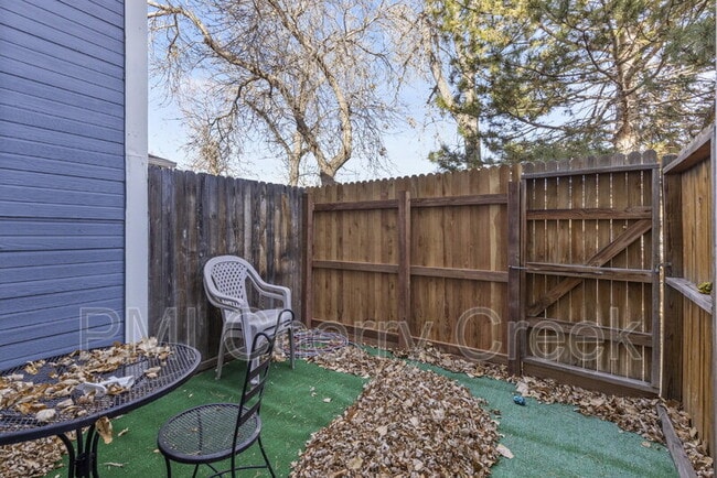 Building Photo - 2228 S Jasper Way