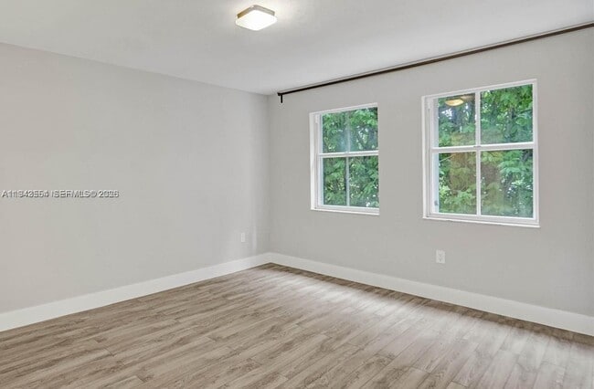 Building Photo - 1 Alhambra Cir