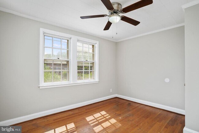 Building Photo - 1738 Glen Ridge Rd