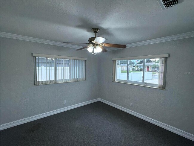 Building Photo - 10659 108th St N