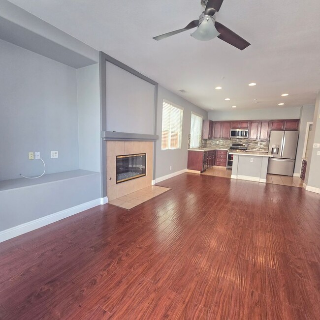 Building Photo - Save on Rent - Half Off Rent if move By No...