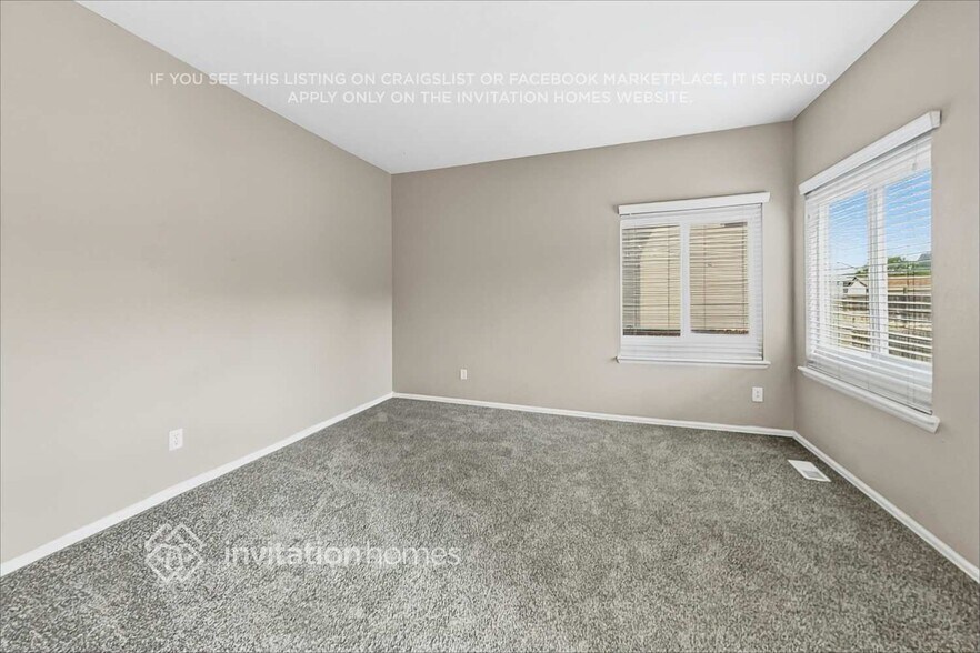 Building Photo - 9829 Kenton Cir