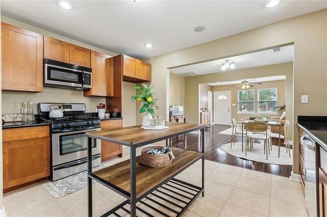 Building Photo - 5605 Canal Blvd