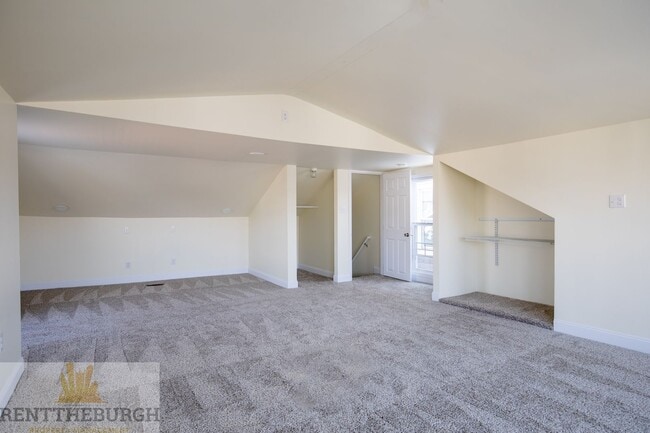 Building Photo - Updated 4BR House with 2 full baths and yard!