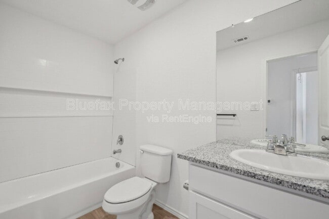 Building Photo - 7228 Pasture Run