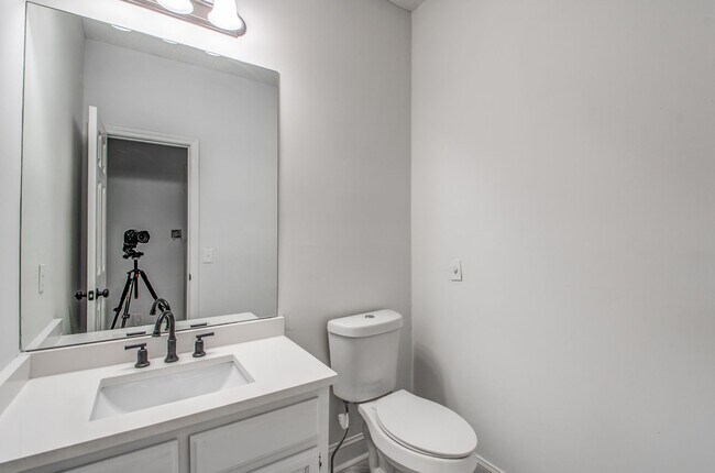 Building Photo - 8667 Havenhurts Dr Germantown, TN 38138