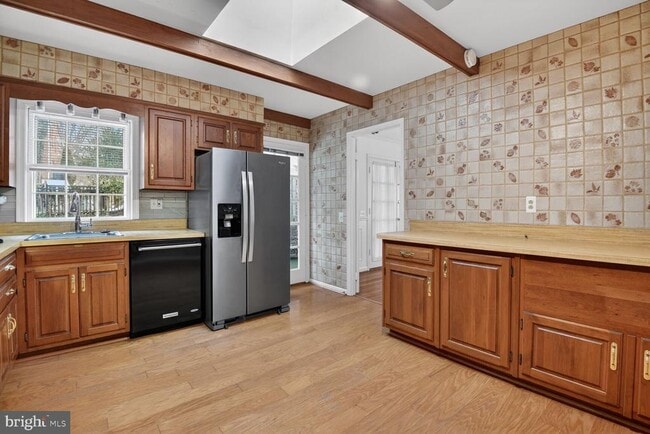 Building Photo - 4709 River Rd