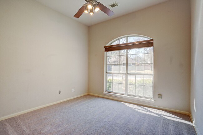 Building Photo - 9137 Fainwood Ln