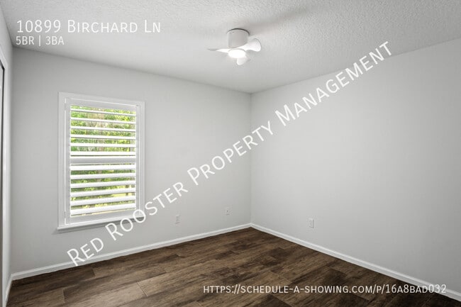 Building Photo - 10899 Birchard Ln
