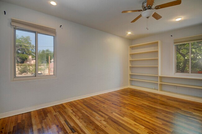 Building Photo - 3521 Smith Ave SE