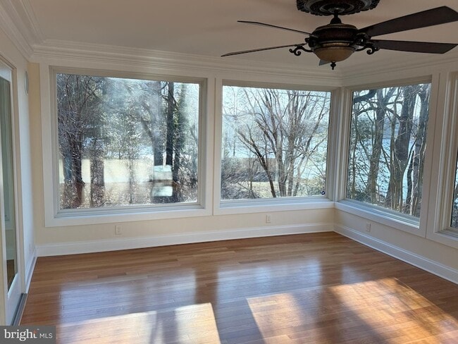 Building Photo - 5738 Griffith Lake Dr