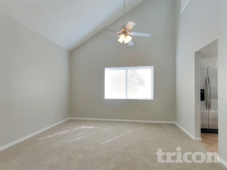 Building Photo - 3401 Spruce St