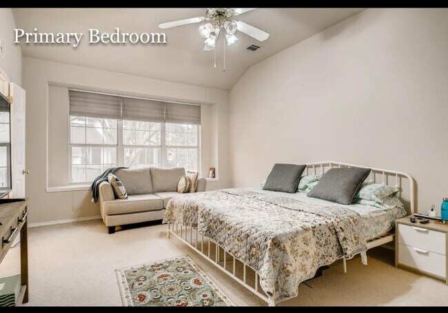 Building Photo - 207 Chesapeake Bay Ln N