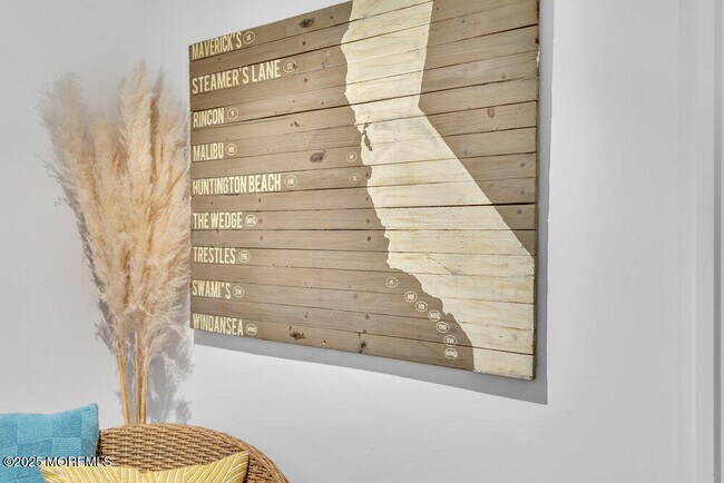 Building Photo - 985 Ocean Ave