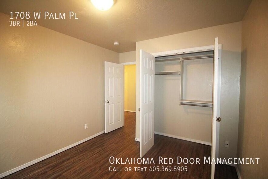 Building Photo - 1708 W Palm Pl