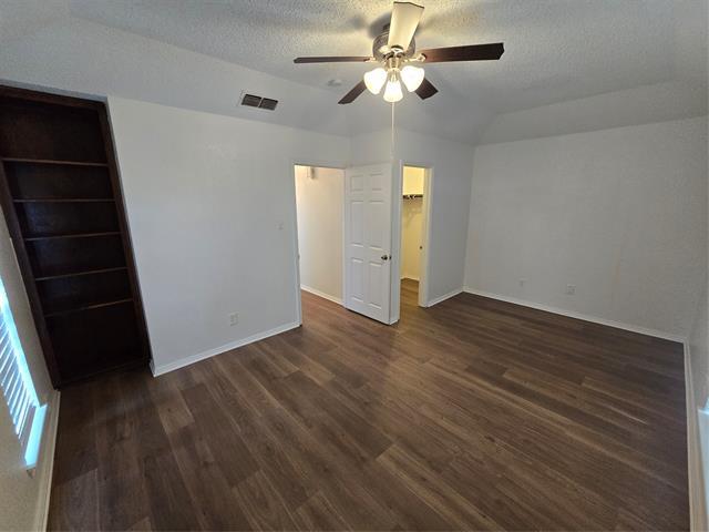 Building Photo - 7451 N College Cir