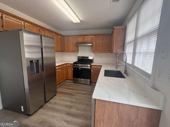 Building Photo - 3105 Binghampton Ln