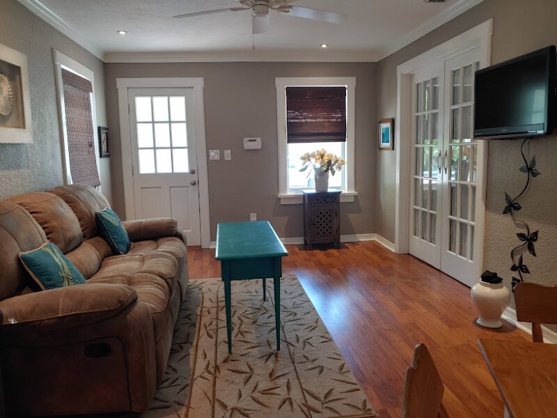 Building Photo - 1605 N Osceola Ave