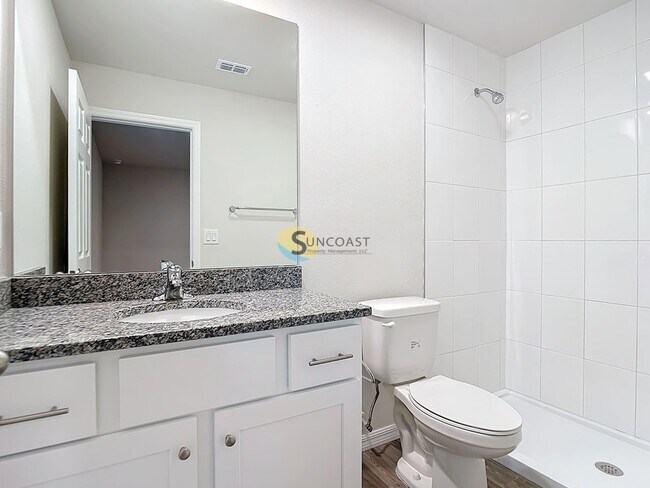 Building Photo - 10474 Pendleton Ave