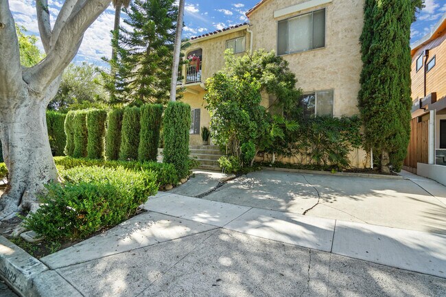 Building Photo - 8920 Rangely Ave