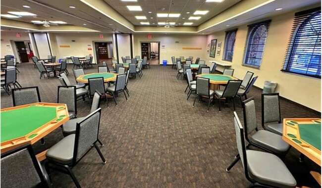 Building Photo - This is the one! Lovely Sun City Summerlin...