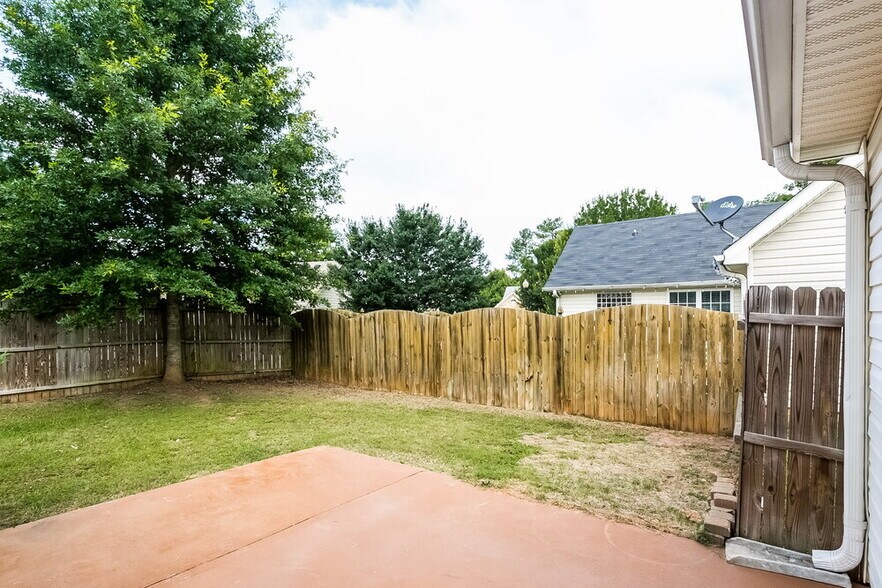 Building Photo - 36 Belltree Cir