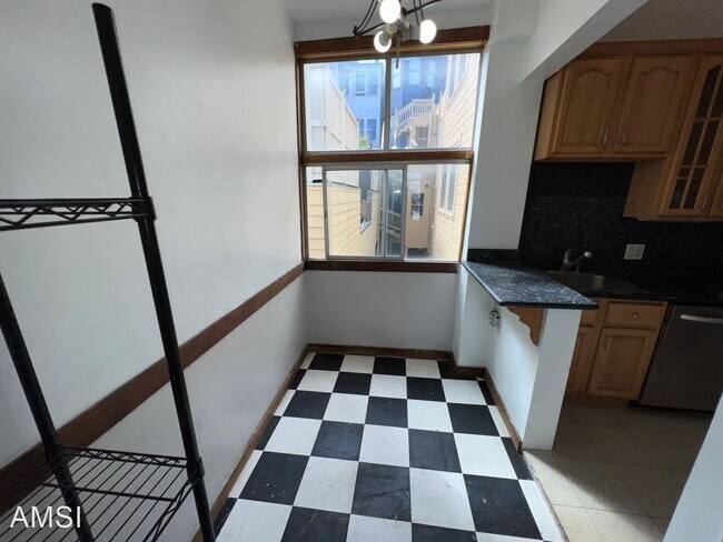 Building Photo - 3 br, 1 bath House - 18A Jansen Street  #A