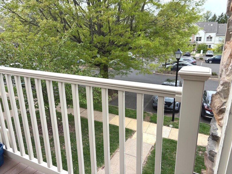 Building Photo - 106 Remington Ct