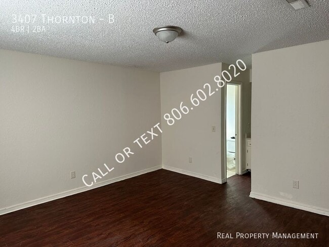 Building Photo - 3407 Thornton-B