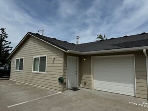 Building Photo - 4195 Glacier View Dr