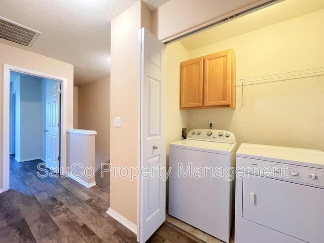 Building Photo - 20018 SW Monson St