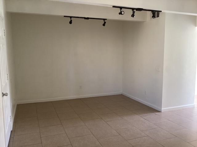 Building Photo - 43615 Stanridge Ave