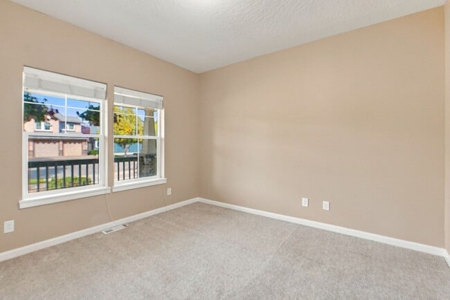 Building Photo - 1680 N Winchester Ct