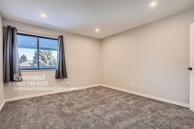 Building Photo - Stylish One-Bedroom Condo in Prime Denver ...