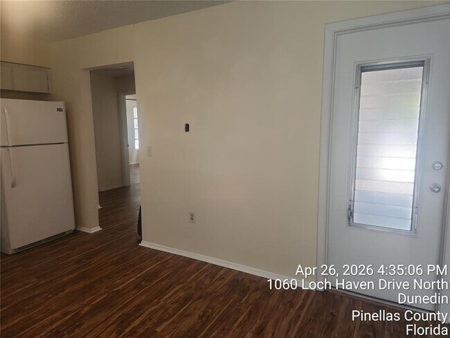 Building Photo - 1064 Loch Haven Dr N