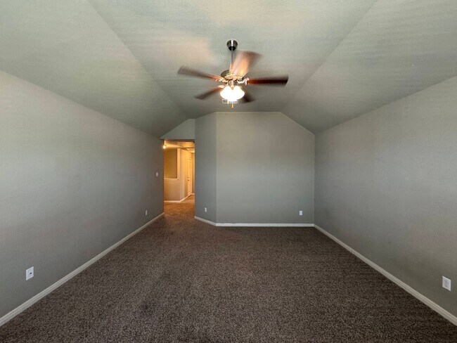 Building Photo - 4-Bedroom House for Rent in Killeen