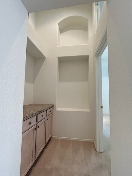 Building Photo - 15045 N 54th Pl