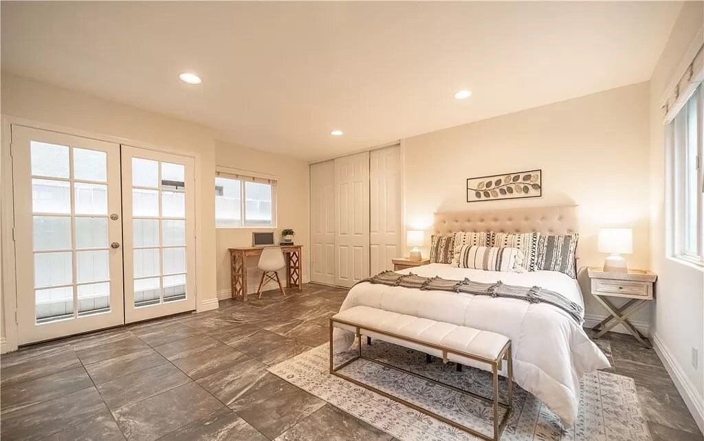 Building Photo - 919 Alabama St