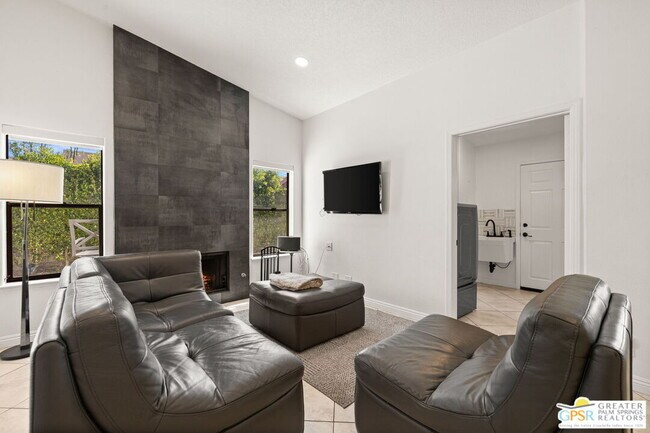 Building Photo - 74830 Waring Ct