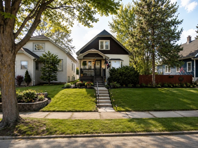 Building Photo - Charming 3-Bedroom Home with Modern Updates